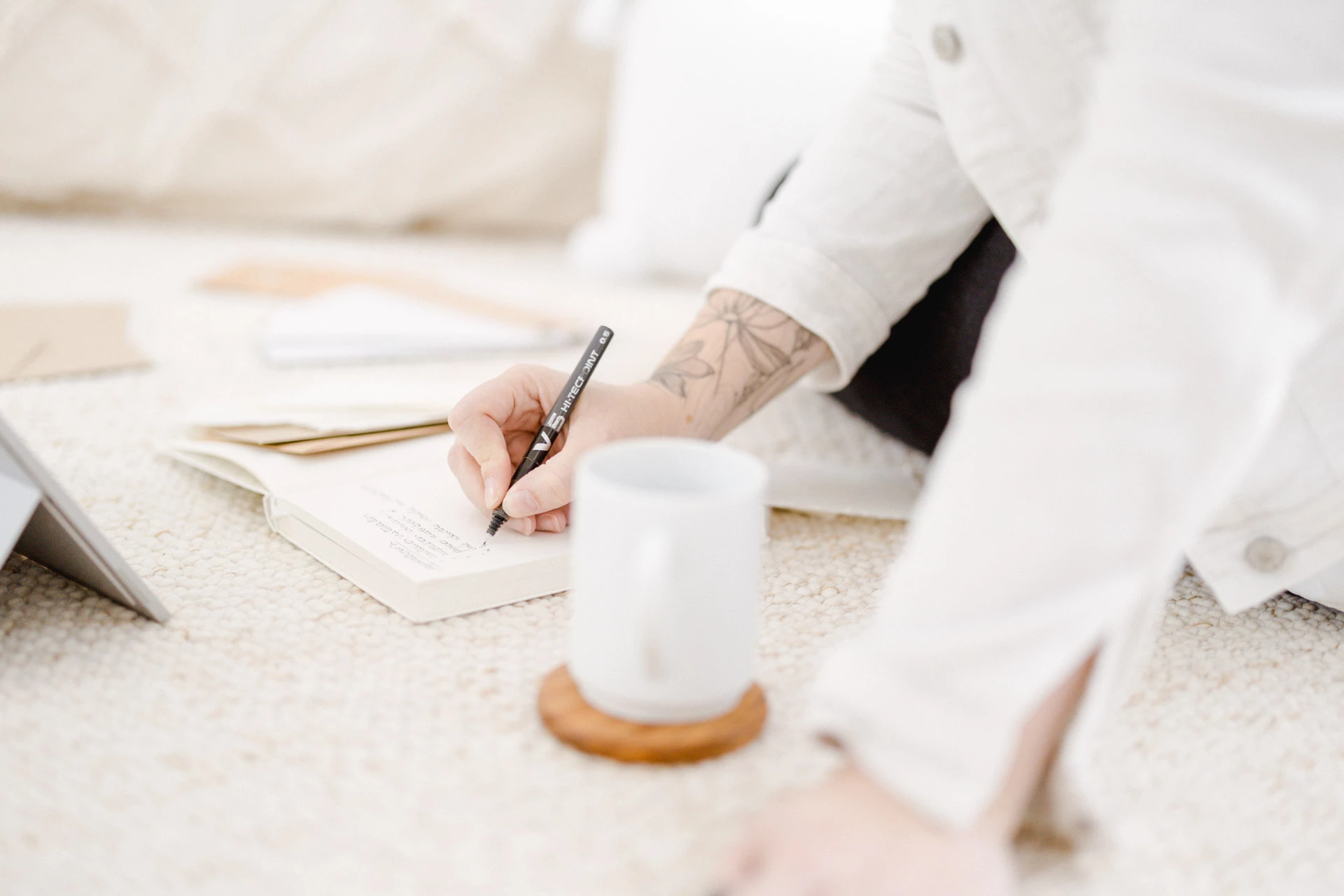 fournitures de bureau poignet papier papeterie stylo